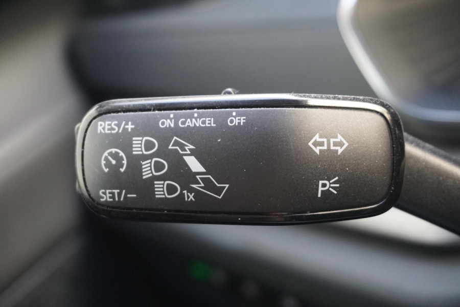 Škoda Octavia 1.0 TSI Apple/Android/Navigatie/Digi-Dashboard/ V+A parkeersensoren.