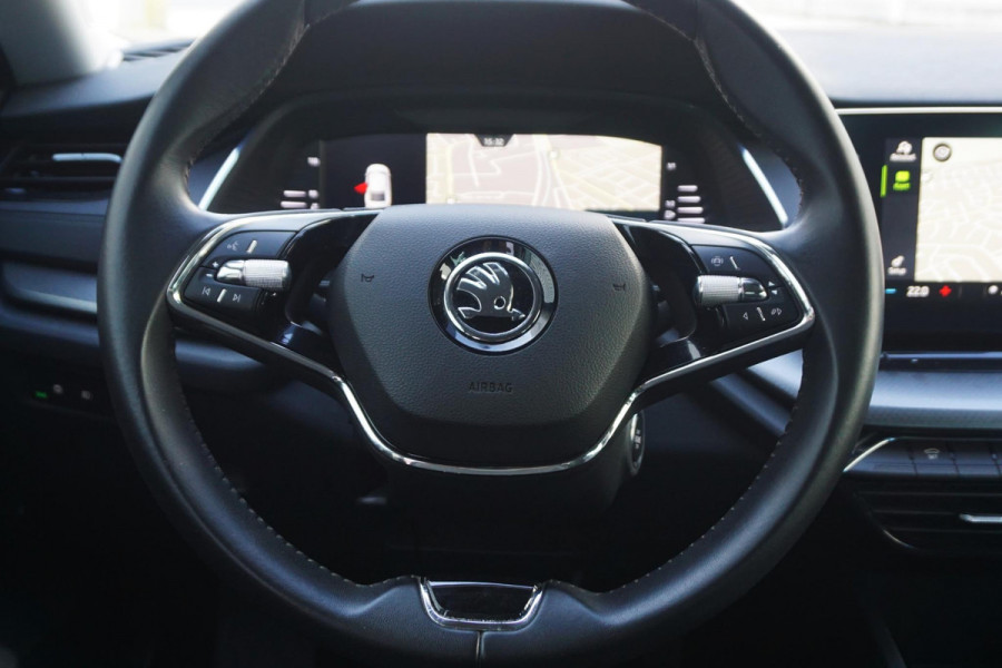 Škoda Octavia 1.0 TSI Apple/Android/Navigatie/Digi-Dashboard/ V+A parkeersensoren.
