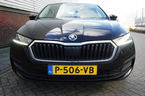 Škoda Octavia 1.0 TSI Apple/Android/Navigatie/Digi-Dashboard/ V+A parkeersensoren.