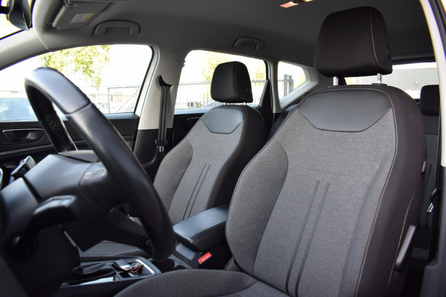 Seat Ateca 1.5 TSI Style Business Intense | Automaat | Trekhaak | Apple CarPlay | Sportstoelen