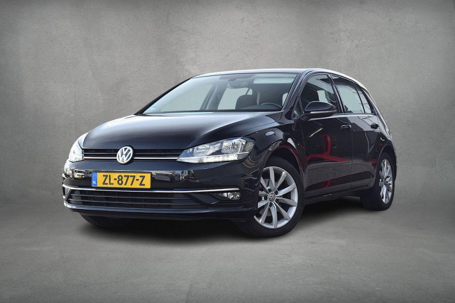 Volkswagen Golf 1.5 TSI Highline | Trekhaak | Apple CarPlay | Camera | Virtual