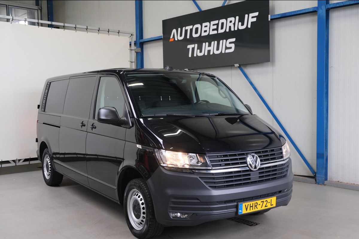 Volkswagen Transporter 2.0 TDI L2H1 30 Automaat - N.A.P. Airco, Cruise, Navi, PDC, Carplay, Trekhaak.
