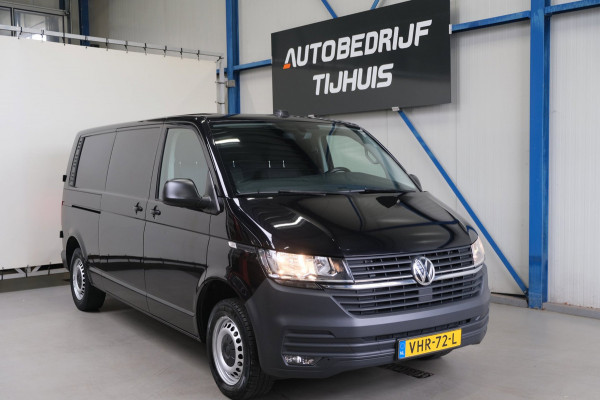 Volkswagen Transporter 2.0 TDI L2H1 30 Automaat - N.A.P. Airco, Cruise, Navi, PDC, Carplay, Trekhaak.