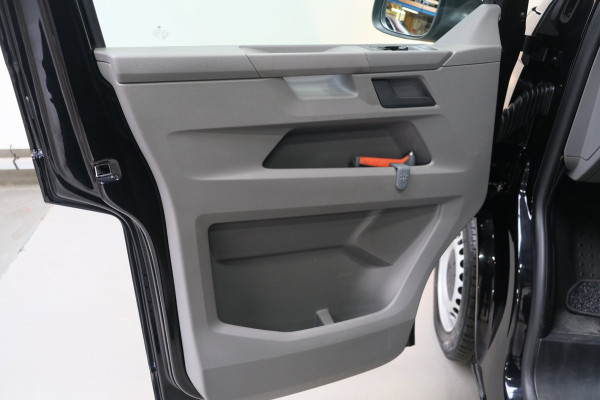 Volkswagen Transporter 2.0 TDI L2H1 30 Automaat - N.A.P. Airco, Cruise, Navi, PDC, Carplay, Trekhaak.