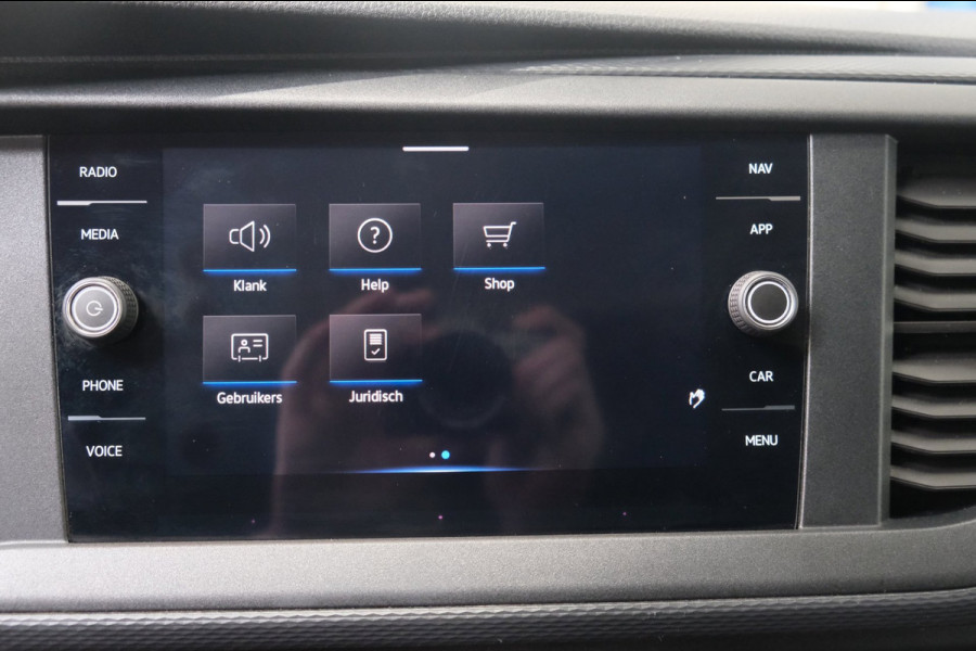 Volkswagen Transporter 2.0 TDI L2H1 30 Automaat - N.A.P. Airco, Cruise, Navi, PDC, Carplay, Trekhaak.