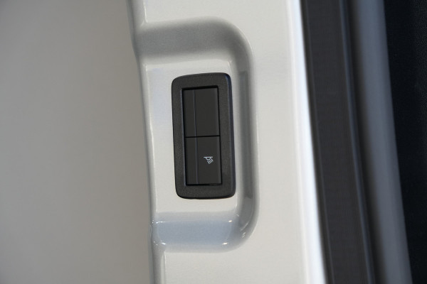 Ford E-Transit Cust. 340 L2H1 Limited 71 kWh - ACC - 360 Camera - Navigatie - Stoelverwarming - AGR bestuurdersstoel - Blind Spot - Rijklaar