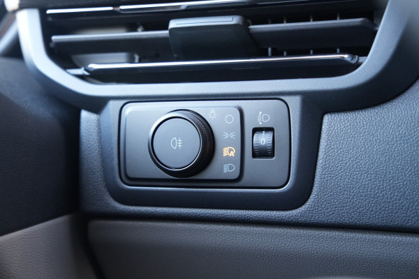 Ford E-Transit Custom 340 L2H1 Limited 71 kWh - ACC - 360 camera - Navigatie - Stoelverwarming - AGR bestuurdersstoel - Blind Spot - Rijklaar