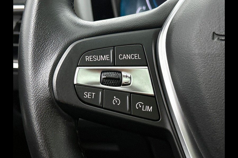 BMW 3 Serie Touring 320e PANO | EL-TREKHAAK | NAVI & CARPLAY | EL-ACHTERKLEP