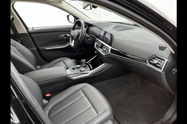 BMW 3 Serie Touring 320e PANO | EL-TREKHAAK | NAVI & CARPLAY | EL-ACHTERKLEP