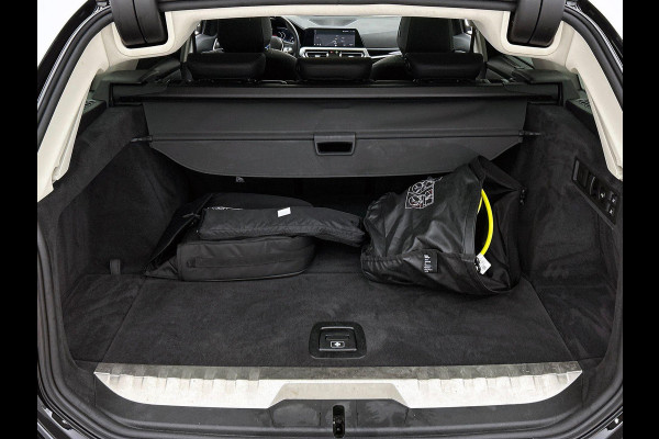 BMW 3 Serie Touring 320e PANO | EL-TREKHAAK | NAVI & CARPLAY | EL-ACHTERKLEP