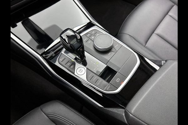 BMW 3 Serie Touring 320e PANO | EL-TREKHAAK | NAVI & CARPLAY | EL-ACHTERKLEP