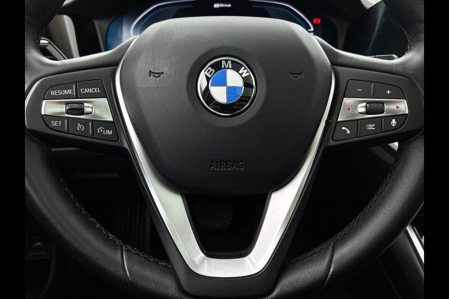 BMW 3 Serie Touring 320e PANO | EL-TREKHAAK | NAVI & CARPLAY | EL-ACHTERKLEP