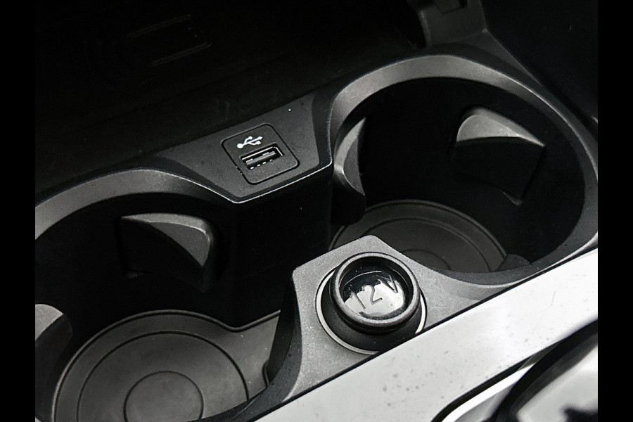 BMW 3 Serie Touring 320e PANO | EL-TREKHAAK | NAVI & CARPLAY | EL-ACHTERKLEP
