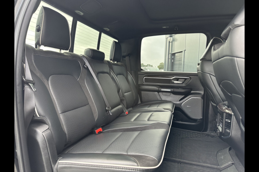 Dodge Ram 1500 3.0 420 PK LARAMIE PREMIUM NIGHT / HURRICANE / 2025 MODEL / NIGHT EDITION / LUCHTVERING / PANO / 360 CAMERA / TREKHAAK / 35