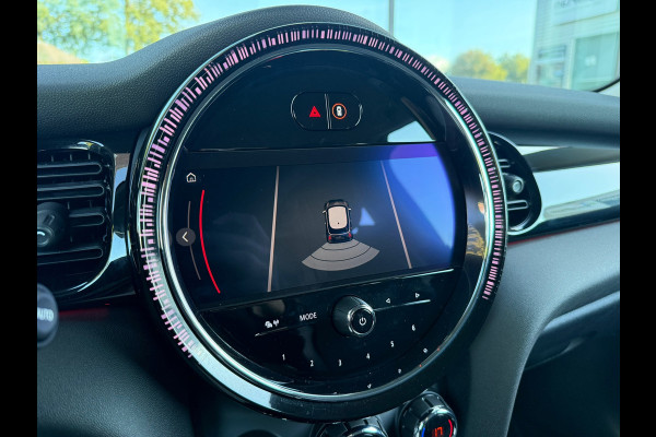 MINI 3-deurs 1.5 Cooper Camden Edition - Automaat - Navi - Climate - Org.NL