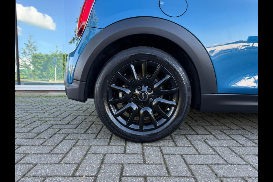 MINI 3-deurs 1.5 Cooper Camden Edition - Automaat - Navi - Climate - Org.NL