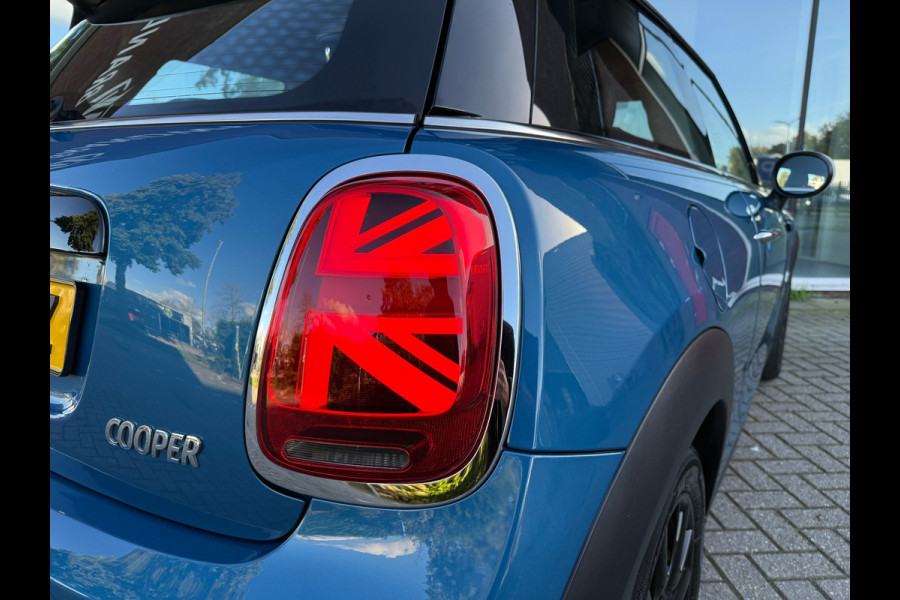 MINI 3-deurs 1.5 Cooper Camden Edition - Automaat - Navi - Climate - Org.NL