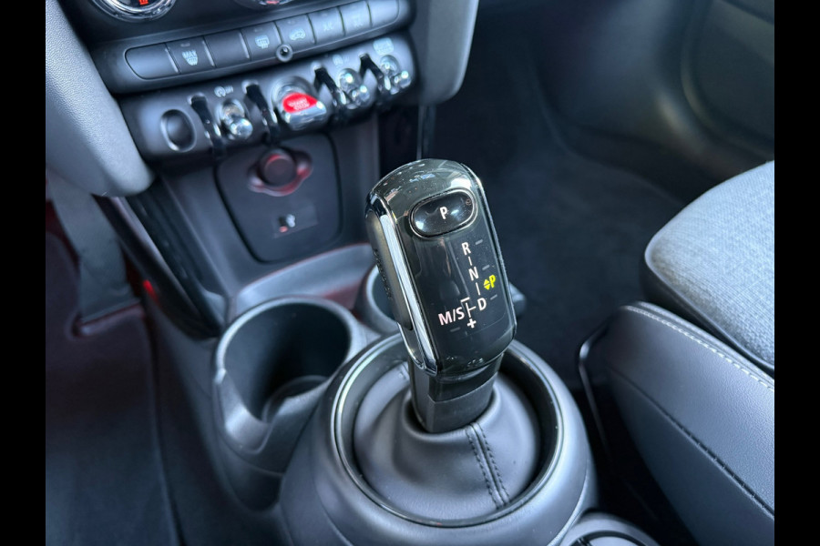 MINI 3-deurs 1.5 Cooper Camden Edition - Automaat - Navi - Climate - Org.NL