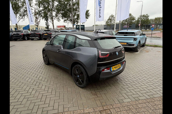 BMW i3 Basis 120Ah 42 kWh 170pk | Achteruitrijcamera | Keyless | Navi