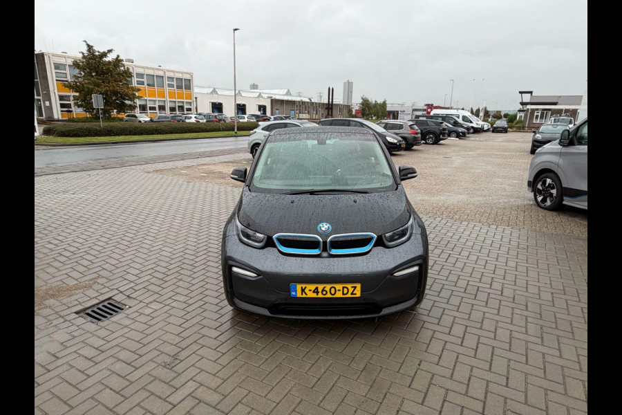 BMW i3 Basis 120Ah 42 kWh 170pk | Achteruitrijcamera | Keyless | Navi