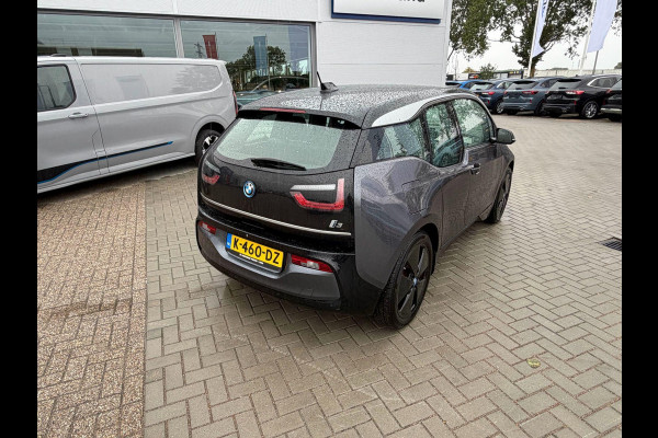 BMW i3 Basis 120Ah 42 kWh 170pk | Achteruitrijcamera | Keyless | Navi