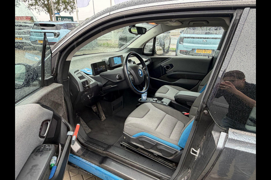 BMW i3 Basis 120Ah 42 kWh 170pk | Achteruitrijcamera | Keyless | Navi