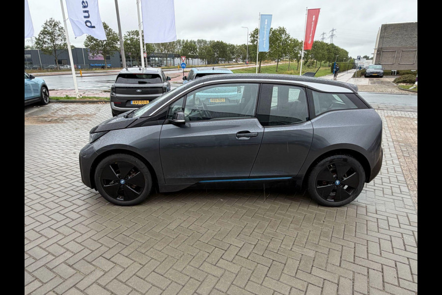 BMW i3 Basis 120Ah 42 kWh 170pk | Achteruitrijcamera | Keyless | Navi