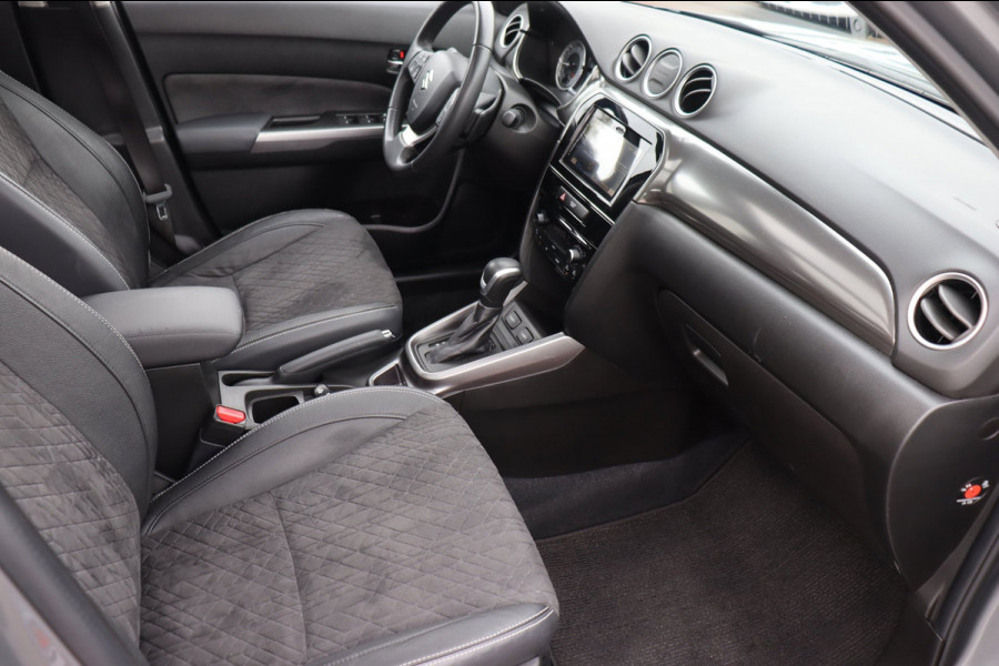 Suzuki Vitara 1.5 Hybrid Style Org.NL trekhaak pano-dak camera