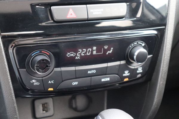 Suzuki Vitara 1.5 Hybrid Style Org.NL trekhaak pano-dak camera