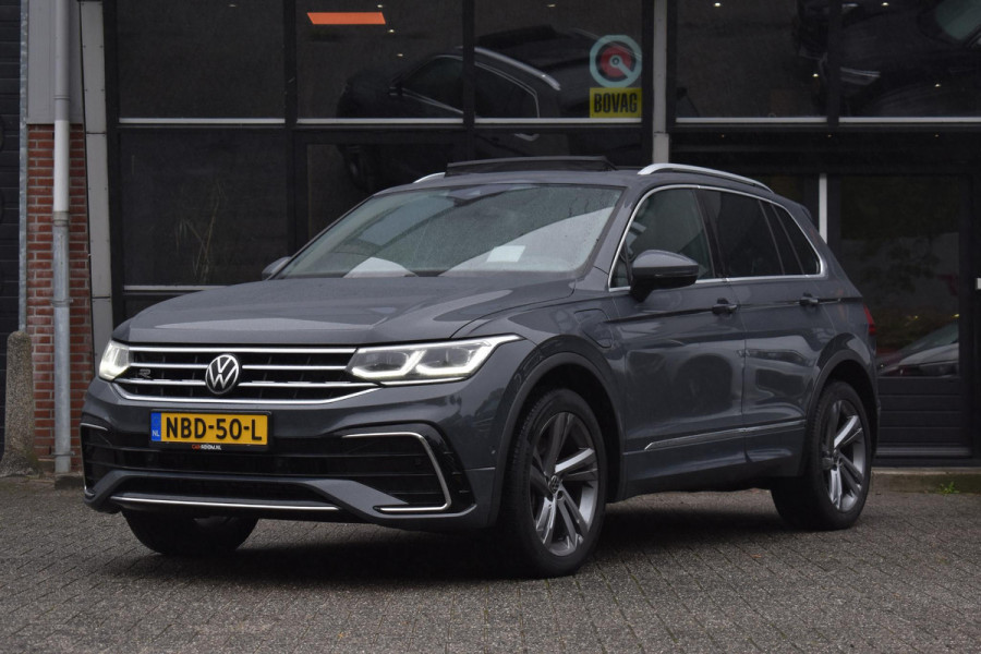 Volkswagen Tiguan 1.4 TSI eHybrid 3X R-Line Pano HUD Camera Trekhaak