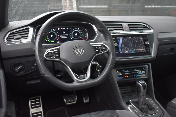 Volkswagen Tiguan 1.4 TSI eHybrid 3X R-Line Pano HUD Camera Trekhaak