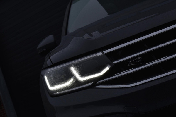 Volkswagen Tiguan 1.4 TSI eHybrid 3X R-Line Pano HUD Camera Trekhaak