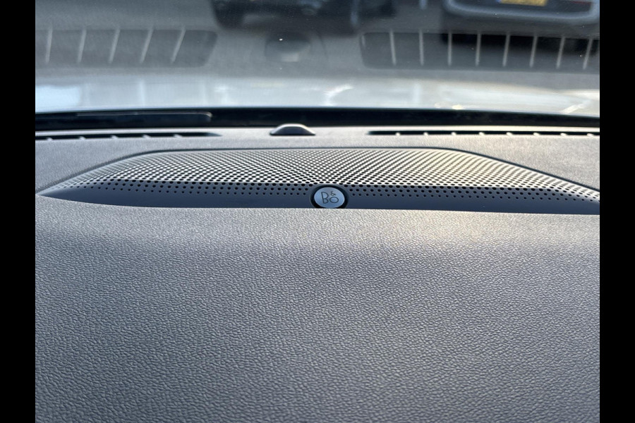 Ford Kuga 2.5 PHEV ST-Line X 225pk | Winter Pack | Panorama Dak | Navigatie | B&O Audio