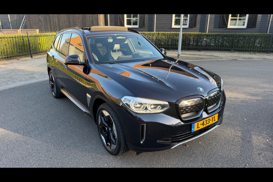 BMW iX3 High Executive 80 kWh SOH 98% PANORAMADAK/HEAD-UP/HARMANKARDON/ /TREKHAAK/LEER FULL-LED |360'' CAMERA |