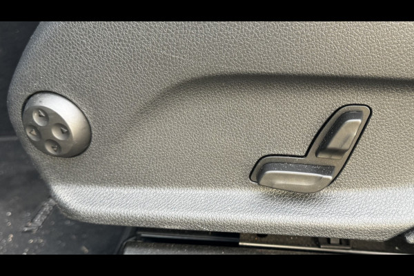 Mercedes-Benz GLC Coupé 250 4MATIC Business Solution | Glazen Schuifdak Black line | electr Trekhaak | Leer