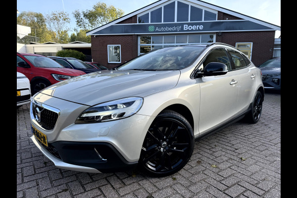 Volvo V40 Cross Country 1.5 T3 Nordic+ Luxury Panoramadak, 18''Lmv, Trekhaak