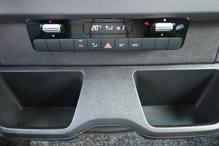 Mercedes-Benz Sprinter 519 CDI 3.0 V6 Bakwagen met klep Laadklep, Geveerde stoel