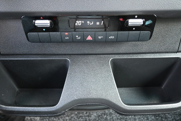 Mercedes-Benz Sprinter 519 CDI 3.0 V6 Bakwagen met klep Laadklep, Geveerde stoel