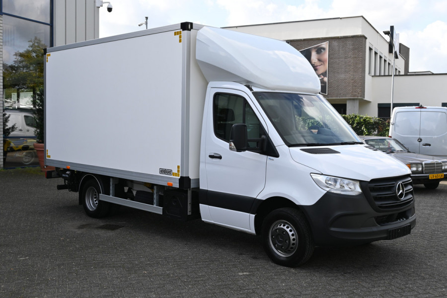 Mercedes-Benz Sprinter 519 CDI 3.0 V6 Bakwagen met klep Laadklep, Geveerde stoel
