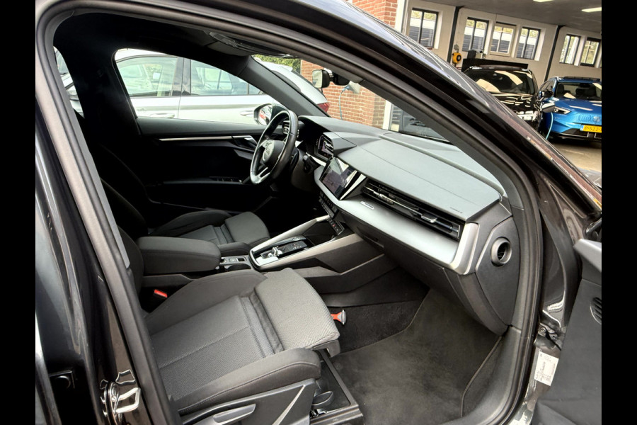 Audi A3 Sportback 30 TFSI Advanced edition 18''Lmv, Virt.Dash, Led