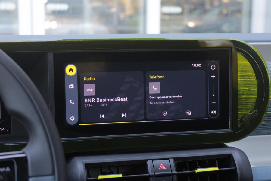 Fiat Grande Panda 1.2 Hybrid ICON PACK STYLE | BESCHERMPLATEN VOOR EN ACHTER IN "SILVER METAL DIAMOND DESIGN" | DAKRAILS IN HET ZWART EN ZILVERGRIJS UITGEVOERD | ZWARTE ACCENTEN RONDOM RAAMOMLIJSTING | MIDDENARMSTEUN | DRAADLOOS APPLE CARPLAY/ANDROID AUTO | PARKEERNSENSOREN VOOR & ACHTER | PACK STYLE: (16" LICHTMETALEN VELGEN HOOGGLANS ZWART, DAKRAILS ZWART, EXTRA GETINTE ACHTERRUITEN, IN HOOGTE VERSTELBARE PASSAGIERSSTOEL, MIDDENARMSTEUN, STYLE VOOR EN ACHTERBUMPER, STYLE DASHBOARD) | AQUA AZURE |