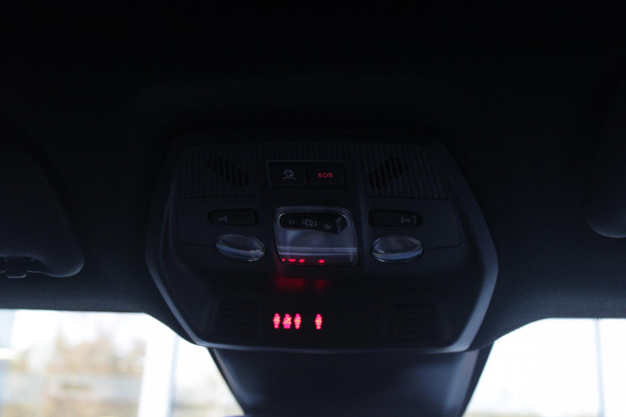 Fiat Grande Panda 1.2 Hybrid ICON PACK STYLE | BESCHERMPLATEN VOOR EN ACHTER IN "SILVER METAL DIAMOND DESIGN" | DAKRAILS IN HET ZWART EN ZILVERGRIJS UITGEVOERD | ZWARTE ACCENTEN RONDOM RAAMOMLIJSTING | MIDDENARMSTEUN | DRAADLOOS APPLE CARPLAY/ANDROID AUTO | PARKEERNSENSOREN VOOR & ACHTER | PACK STYLE: (16" LICHTMETALEN VELGEN HOOGGLANS ZWART, DAKRAILS ZWART, EXTRA GETINTE ACHTERRUITEN, IN HOOGTE VERSTELBARE PASSAGIERSSTOEL, MIDDENARMSTEUN, STYLE VOOR EN ACHTERBUMPER, STYLE DASHBOARD) | AQUA AZURE |
