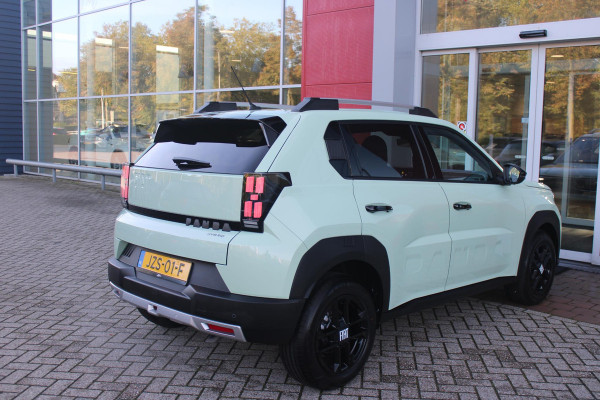 Fiat Grande Panda 1.2 Hybrid ICON PACK STYLE | BESCHERMPLATEN VOOR EN ACHTER IN "SILVER METAL DIAMOND DESIGN" | DAKRAILS IN HET ZWART EN ZILVERGRIJS UITGEVOERD | ZWARTE ACCENTEN RONDOM RAAMOMLIJSTING | MIDDENARMSTEUN | DRAADLOOS APPLE CARPLAY/ANDROID AUTO | PARKEERNSENSOREN VOOR & ACHTER | PACK STYLE: (16" LICHTMETALEN VELGEN HOOGGLANS ZWART, DAKRAILS ZWART, EXTRA GETINTE ACHTERRUITEN, IN HOOGTE VERSTELBARE PASSAGIERSSTOEL, MIDDENARMSTEUN, STYLE VOOR EN ACHTERBUMPER, STYLE DASHBOARD) | AQUA AZURE |