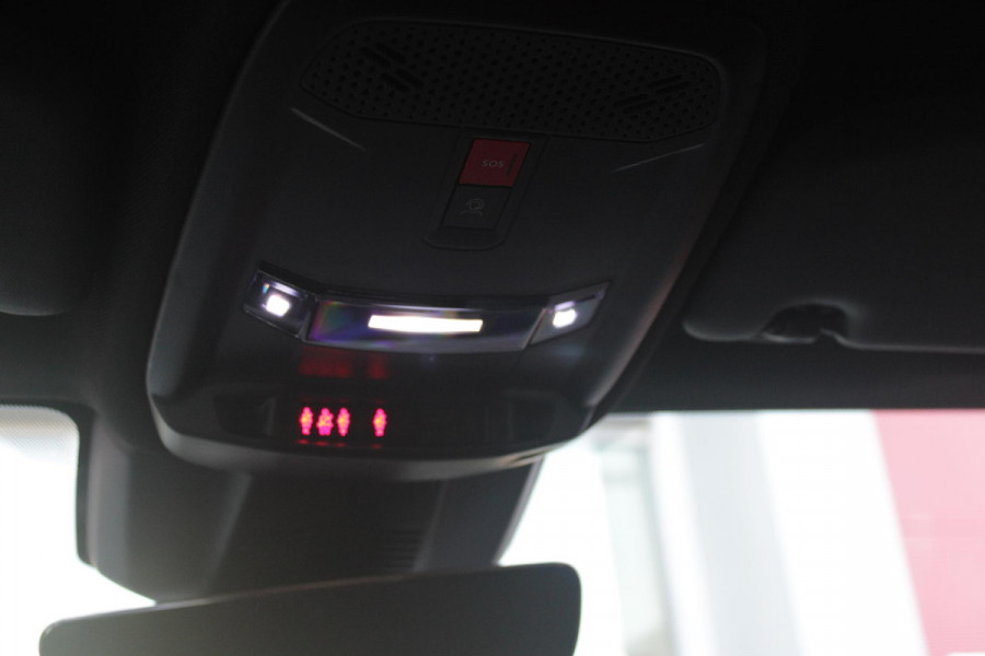 Lancia Ypsilon LX 156PK 54 kWh | EXCLUSIVE PACK: (FLUWELEN "RUGGINE" STOELBEKLEDING, ELEKTRISCH VERSTELBARE & VERWARMBARE VOORSTOELEN, KEYLESS ENTRY) | NAVIGATIE | RIJSTROOKASSISTENT L2 | BIANCO QUARZO MET ZWART DAK | 17" LICHTMETALEN VELGEN "MONDRIAN" | PARKEERSENSOREN VOOR & ACHTER MET CAMERA VOOR EN ACHTERZIJDE | WARMTEPOMP | DRAADLOOS APPLE CARPLAY/ANDROID AUTO | NAVIGATIE | ADAPTIVE CRUISE CONTROL | DODEHOEK DETECTIE | KEYLESS START | DRAADLOZE TELEFOONLADER | AUTOMATISCHE REGENSENSOR | AUTOMATISCH GROOTLICHT | AMBIENT LIGHTNING SFEERVERLICHTING | S.A.L.A. HUB |