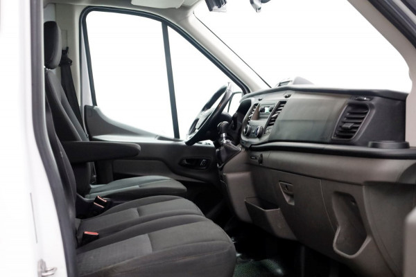 Ford Transit 350 2.0 TDCI 130pk Bakwagen met laadklep en zijdeur 1181kg laadvermogen 06-2022
