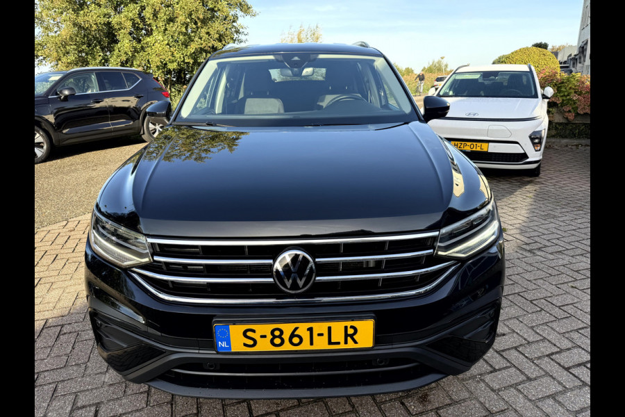 Volkswagen Tiguan Allspace 1.5 TSI Life Business 7-Persoons 18''Lmv, Camera, App Connect