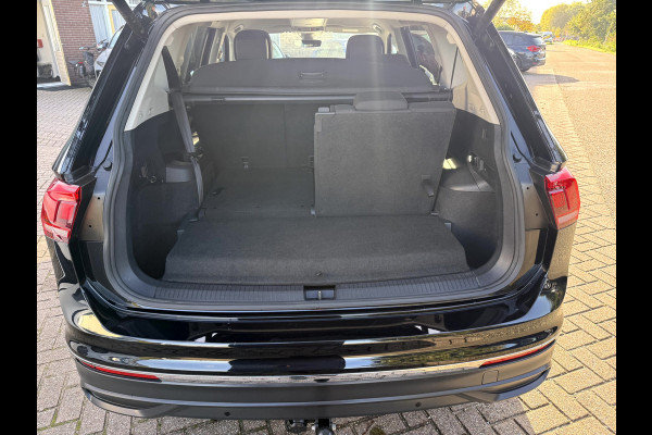 Volkswagen Tiguan Allspace 1.5 TSI Life Business 7-Persoons 18''Lmv, Camera, App Connect