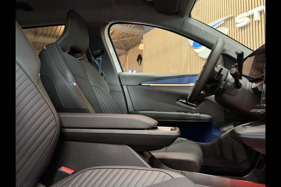 Renault Scénic E-Tech EV87 long range Esprit Alpine | Groot Navi | 360 | 20" | Elektrische klep | CarPlay | Stuur & Stoelverwarming | Dealer onderhouden!