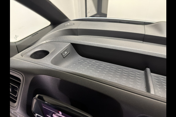 Volkswagen ID. Buzz Cargo 77 kWh | ACC | Park Assist | Bestuurdersstoel verwarmd| | pass. bank |