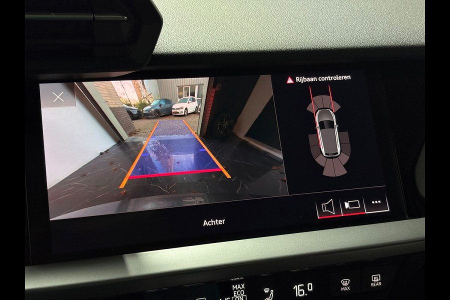 Audi A3 Sportback 35 TFSI S Line Pano Camera Cruise LED